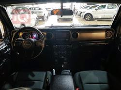 جیپ رانگلەر